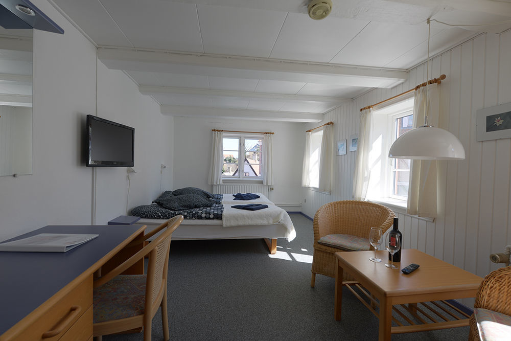 Hotel Gudhjem Extérieur photo